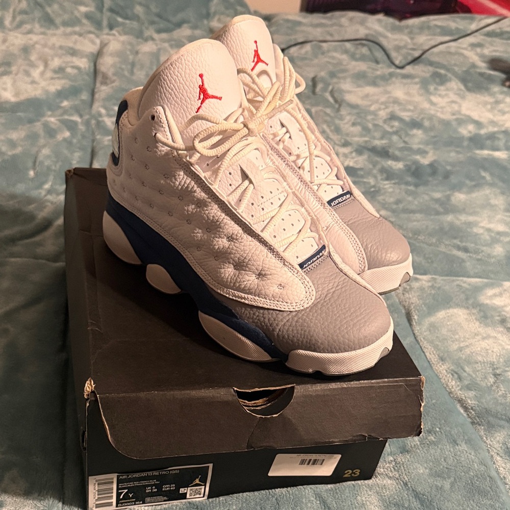 Jordan Kids' White, Gray & Navy Retro Basketball Sneakers